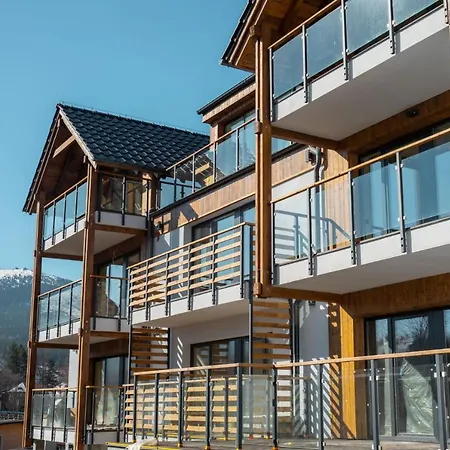 Szklarska - Kwiat Karkonoszy - Scisle Centrum - Widok Na Gory