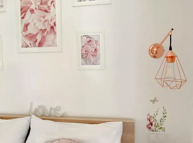 Szklarska - Kwiat Karkonoszy - Scisle Centrum - Widok Na Gory *